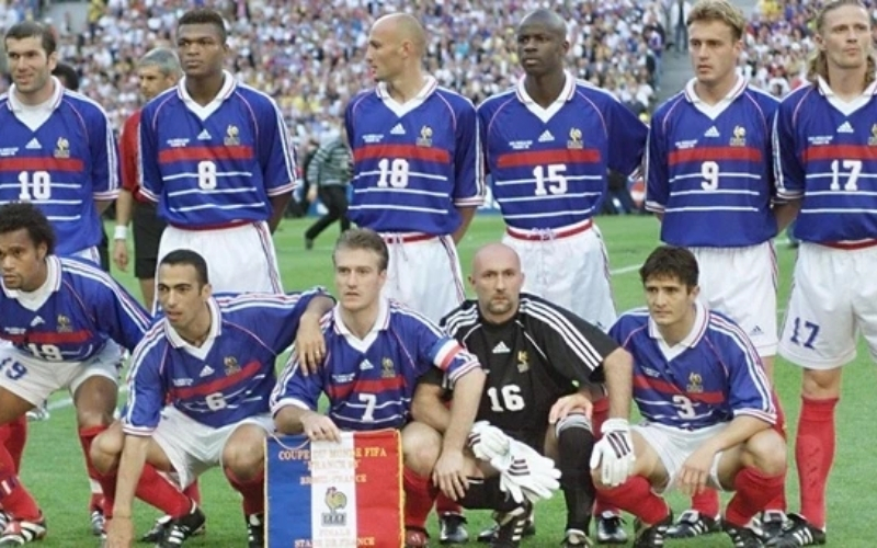 Những bộ áo bóng đá đẹp nhất lịch sử các kỳ World Cup