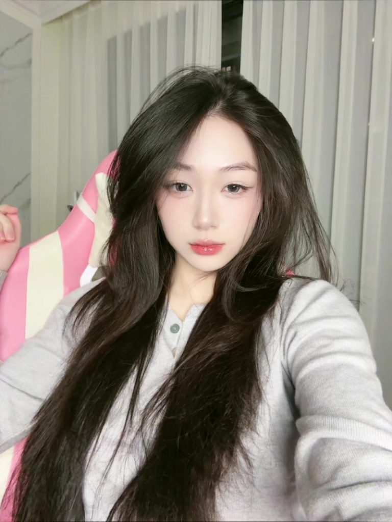 tran ha linh