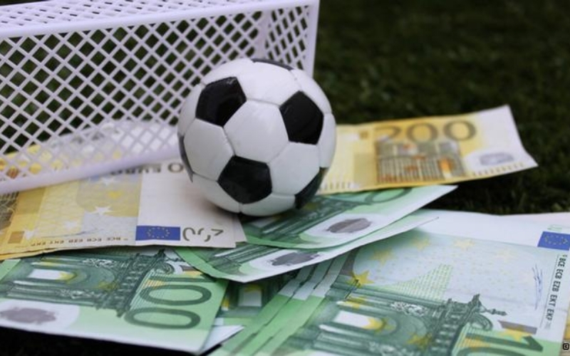 Cược Hiệp 1 và Cả Trận là gì? Các loại cược theo khoảng thời gian của trận đấu.