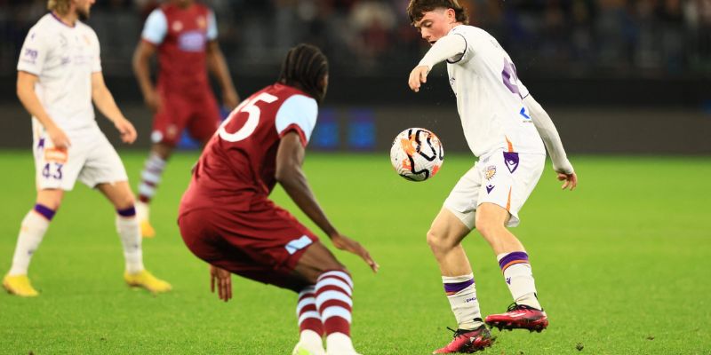 Pha kiến tạo của Overy