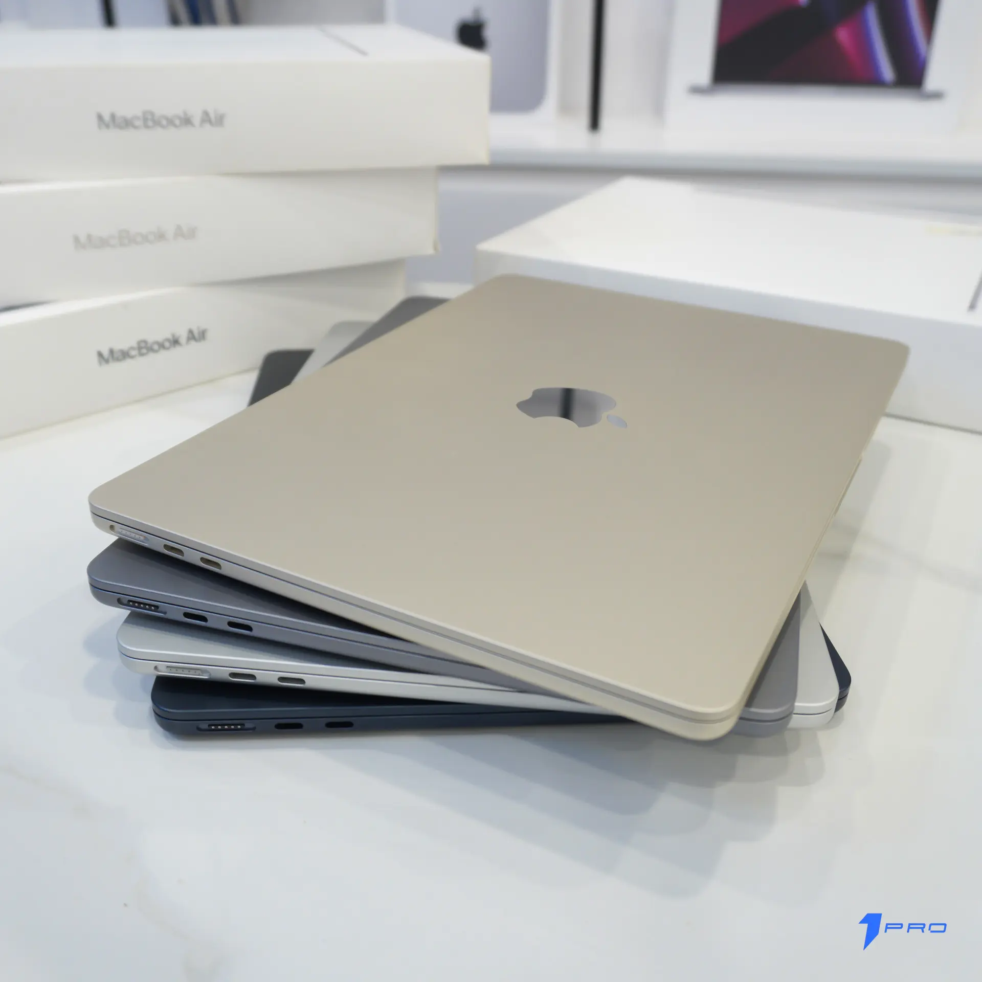 Macbook Air M4 sử dụng cho công việc hàng ngày