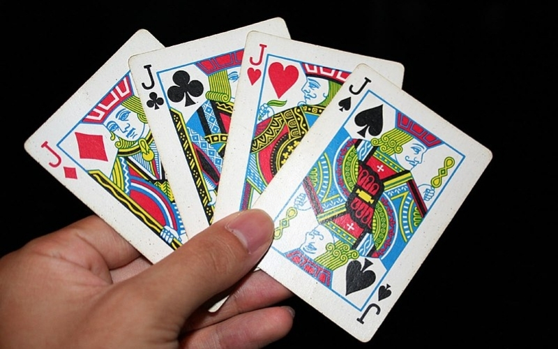 Chiến thuật giăng bẫy câu sáp khiến đối thủ mắc lừa