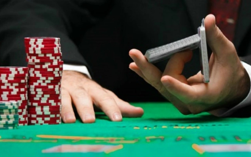 Tại sao nên chọn sảnh chơi có người thật chia bài trực tiếp?