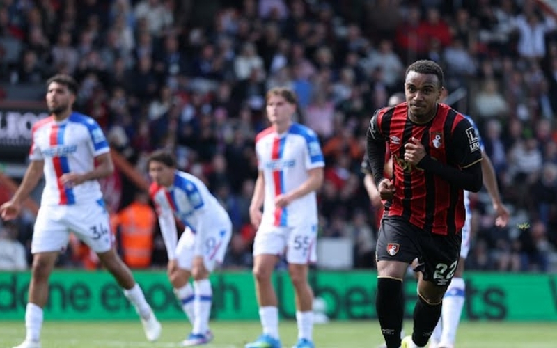 Bournemouth 3-0 Crystal Palace: Bournemouth khẳng định sức mạnh sân nhà
