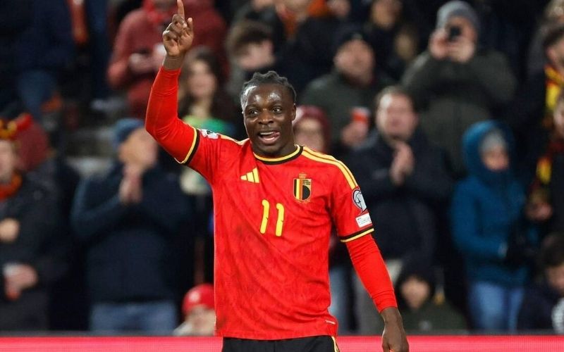 Tiền vệ con thoi tuyển Bỉ thi đấu rực sáng làm chủ trung tuyến giải World Cup 2026