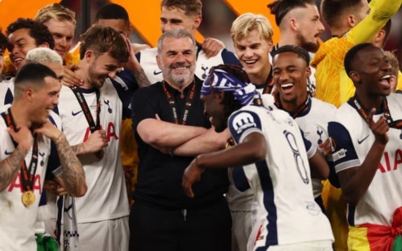 Tottenham Hotspur khát khao phá vỡ cơn khát danh hiệu kéo dài nhiều năm