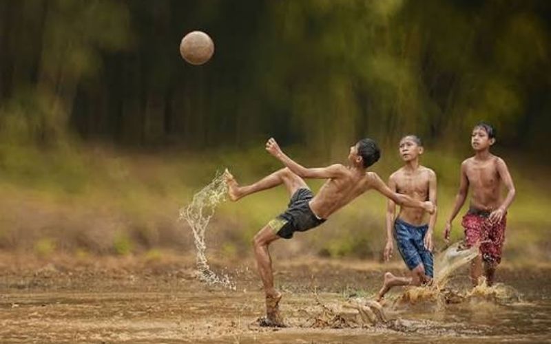 Trình tự các bước chuẩn bị cho một trận cầu kinh điển sân đất